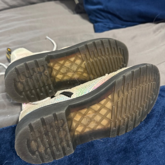 Girls Doc Martens size 1 - Picture 3 of 3